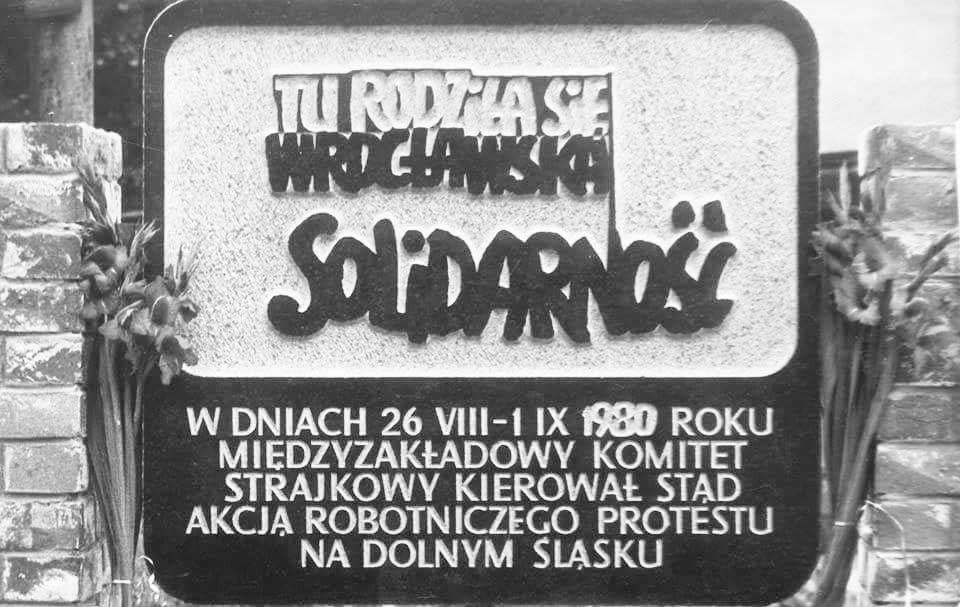 Tablica pamiątkowa